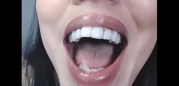  Up close cum on my lips